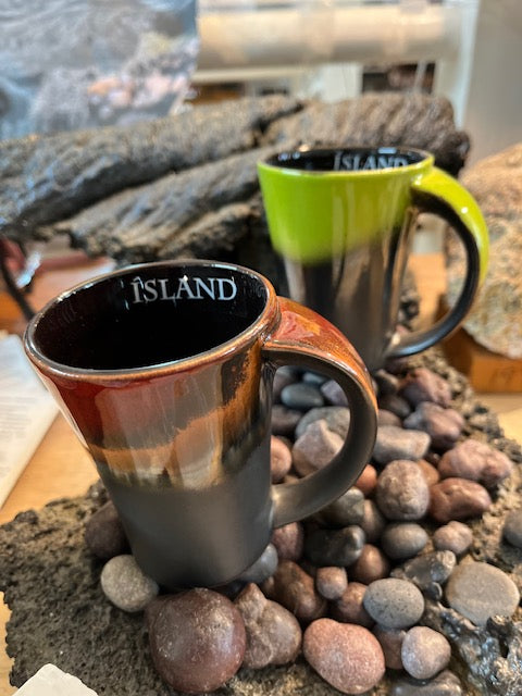 Linda Red/Green Cup Linda Red/Green Cup